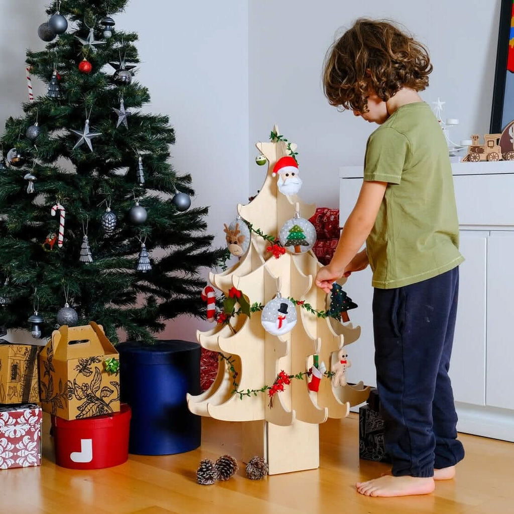 Wooden Christmas Tree & Felt Ornaments